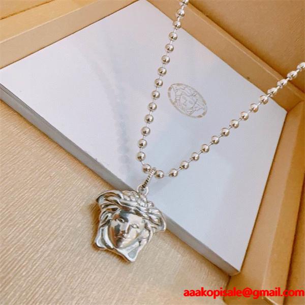 激安❤Versace❤ヴェルサーチネックレスコピー❤2025-2026コレクション 上質素材 圧倒的存在感
