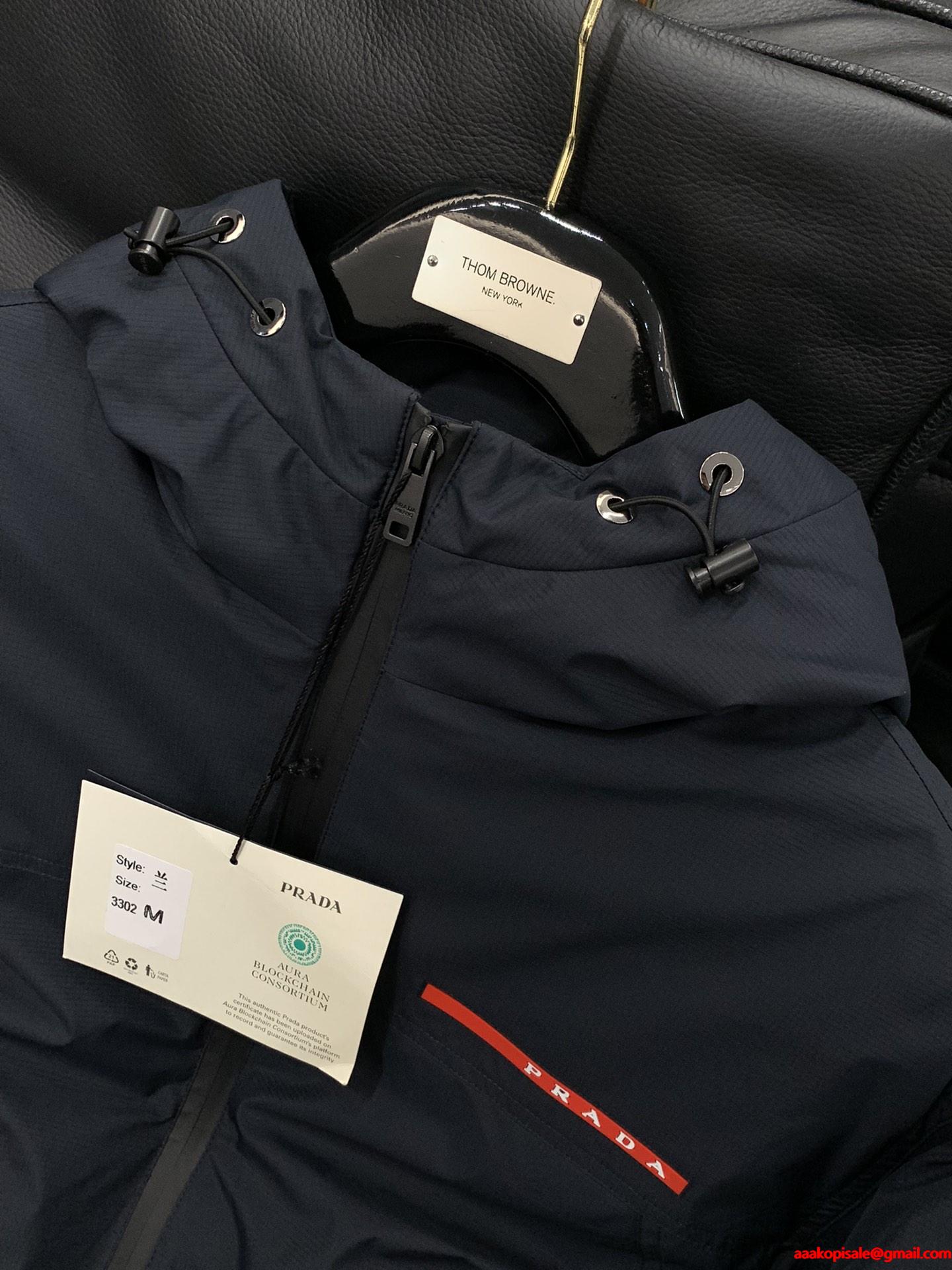 ☆大注目☆Prada プラダダウンジャケットコピー保温性抜群2025-2026流行秋冬トレンド上品