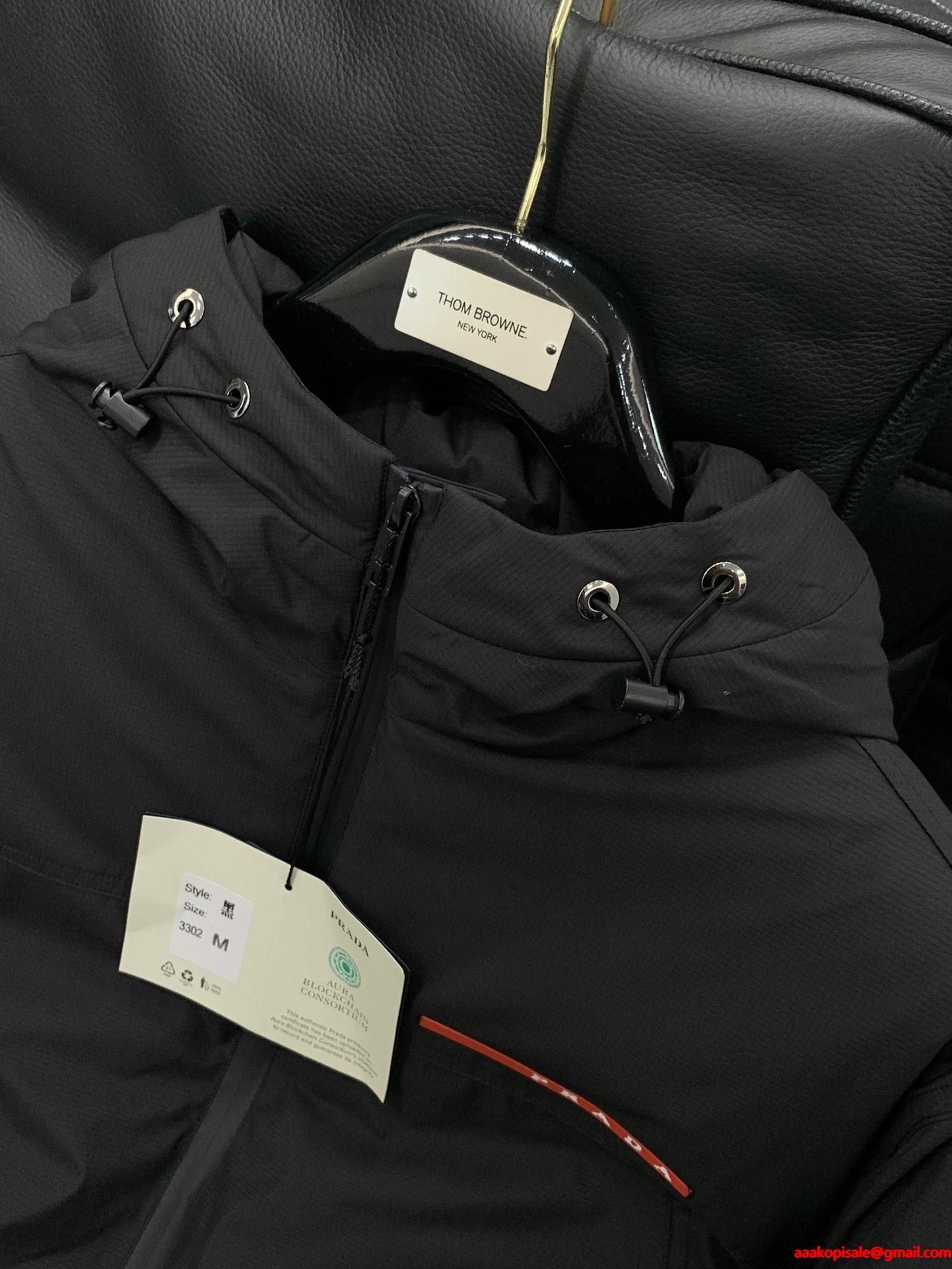 ☆大注目☆Prada プラダダウンジャケットコピー保温性抜群2025-2026流行秋冬トレンド上品