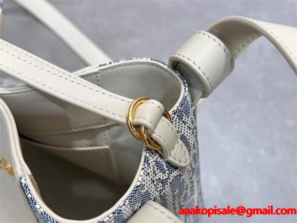 ☆トレンド新作☆DIOR Signatureディオールショルダーバッグコピー 大容量お手頃カジュアル大人っぽく上品