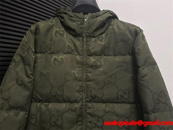 グッチ コピー 2025秋冬 防寒 ネイビー GUCCI ダウン 売れ筋注目 大人モード