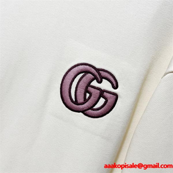 グッチ コピー 2025秋冬 高級暖か ブラック GUCCI ポイント パーカー モード感たっぷり