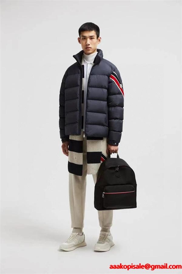 2025秋冬 高級防寒 ネイビー MONCLER モンクレール コピー ダウンジャケット 洗練スポーティ