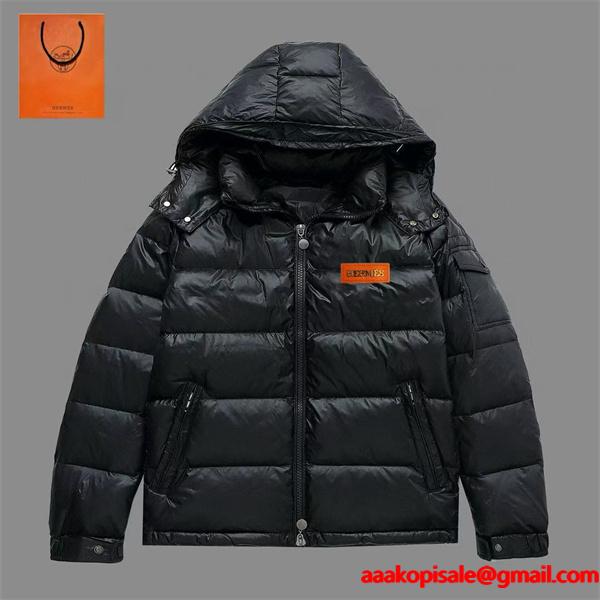アイコニック HERMES エルメス コピー オレンジロゴ  ブラック ダウンジャケット メンズ 高級感 