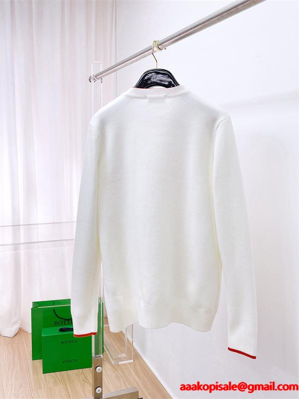 2025秋冬 上品 ホワイト HERMES ワンポイント ニットセーター 大人エレガント