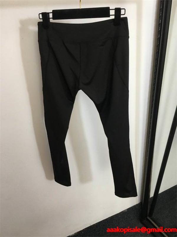 CHROME HEARTS シック ブラック クロムハーツ コピー スポーツブラ＆レギンスセット 大人スタイル