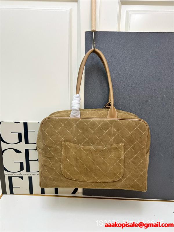 2025秋冬 CHANEL シャネル コピー トレンド 上品 ブラック スエード 通勤 人気 大容量 ハンドバッグ