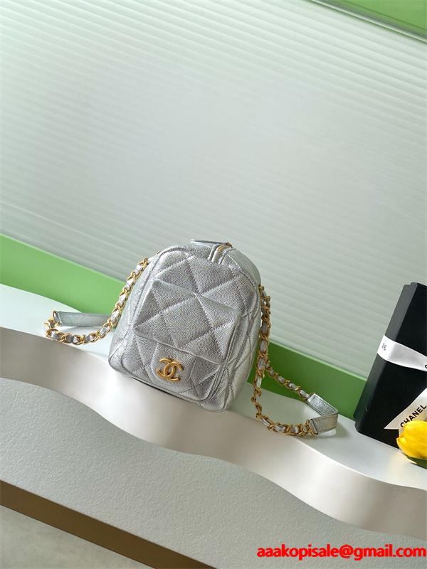 CHANEL シャネル コピー 2025秋冬 シルバー 大人気 上質感 メタリックキルティング バッグ