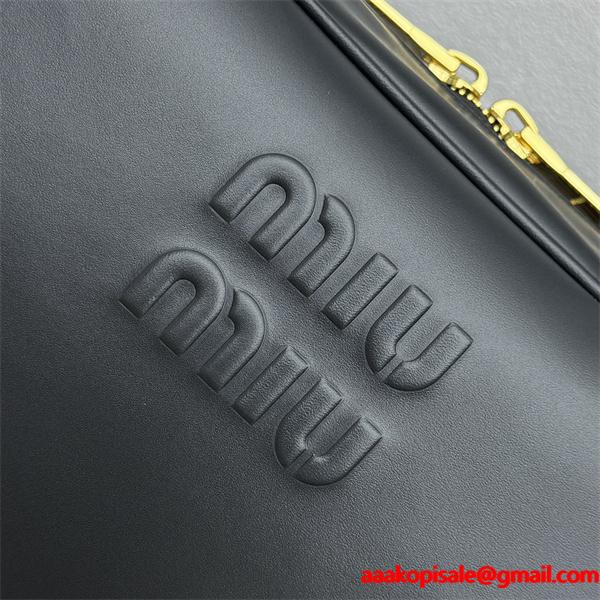 MIUMIU ミュウミュウ 偽物 ネイビー トレンドリッチ 人気上昇 大容量レザーボックスバッグ 