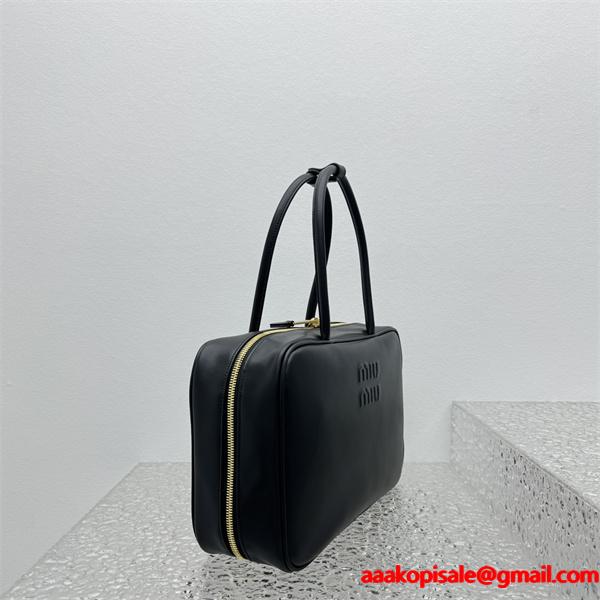 MIUMIU ミュウミュウ 偽物 ネイビー トレンドリッチ 人気上昇 大容量レザーボックスバッグ 