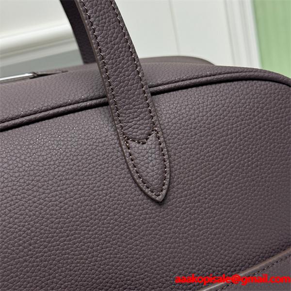  CELINE セリーヌ スーパーコピー ブラック 高級映え シンプルトーン ライン トートバッグ 