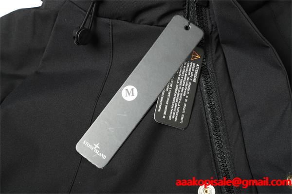 ブラック 高耐久素材 防風強化 ハイスペックフーデッド ダウンジャケット STONE ISLAND ストーンアイランド コピー 