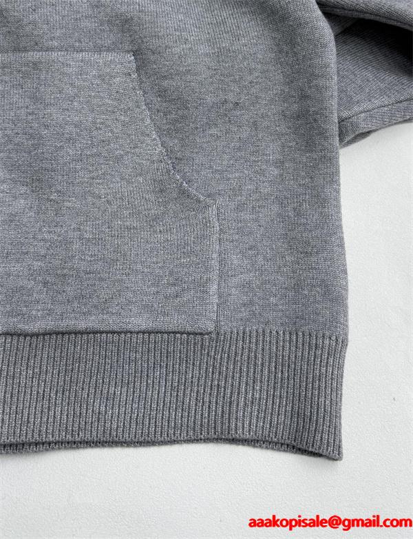 グレー 新作 トレンド 洗練 柔軟着心地 CELINE セリーヌ スーパーコピー パーカー