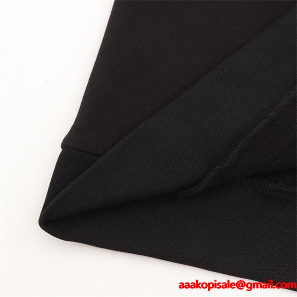 秋冬 ブラック 注目急上昇 モード感漂う 立体ロゴ パーカー CELINE セリーヌ コピー