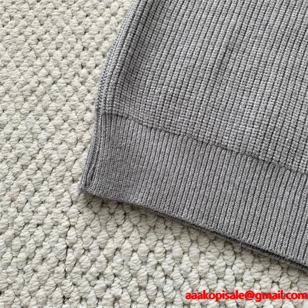 CELINE セリーヌ 偽物 秋冬 ネイビー 人気拡大中 存在感抜群 ニットセーター