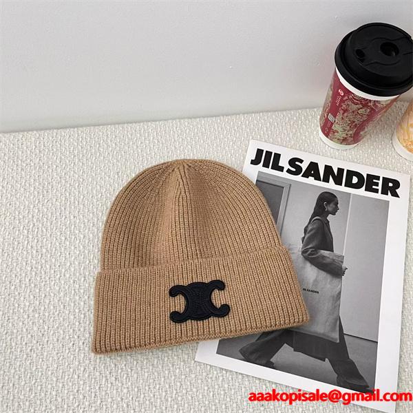 CELINE セリーヌ 偽物 秋冬 マルチカラー 検索人気トップ しっとり暖か ニット帽