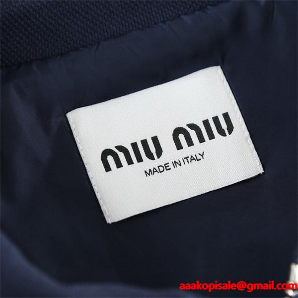 きれいめカジュアル 配色ライン ジップアップ MIUMIU ミュウミュウ スーパーコピー  ジャケット