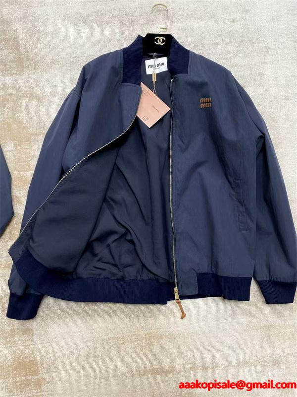 秋冬コーデ ミニマルデザイン 大人カジュアル MIUMIU ミュウミュウ コピー ジャケット