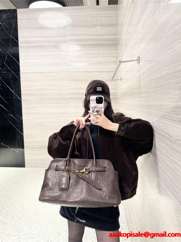 落ち着き感 温もり ブラウン コーデュロイ MIUMIU ミュウミュウ コピー ジャケット 定番