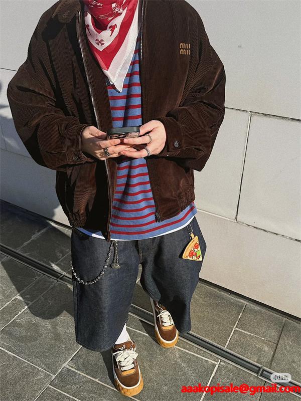 落ち着き感 温もり ブラウン コーデュロイ MIUMIU ミュウミュウ コピー ジャケット 定番