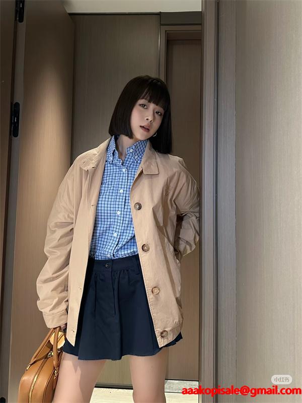 MIUMIU ミュウミュウ コピー シンプル 防風 ベージュ スタンドカラージャケット おすすめ