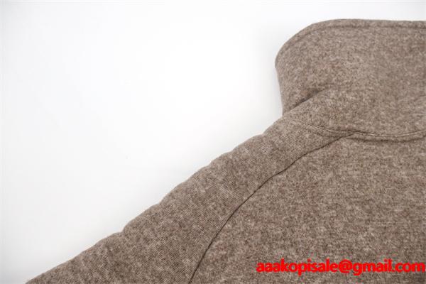 MIUMIU ミュウミュウ 偽物 2025秋冬 ナチュラル 保温性 ベージュ ジャケット おすすめ