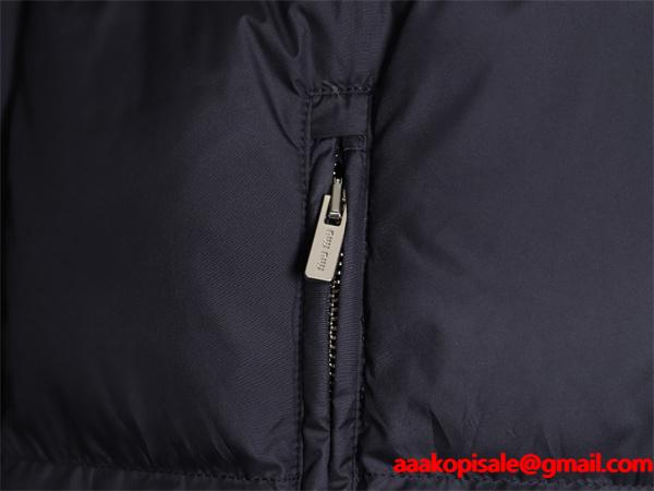 MIUMIU ミュウミュウ コピー 2025秋冬 防寒重視 スポーティー ネイビー ダウンジャケット