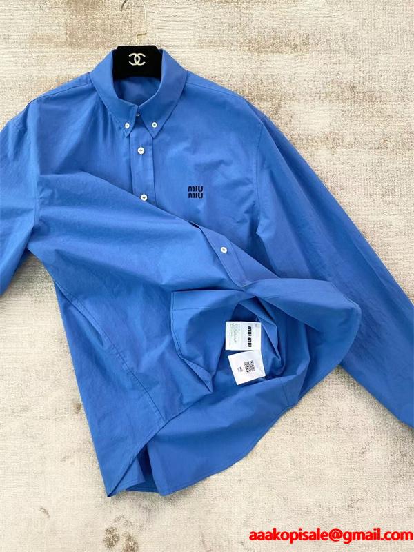 2025秋冬 きれいめ 軽やか素材 ブルー MIUMIU ミュウミュウ スーパーコピー シャツ トレンド