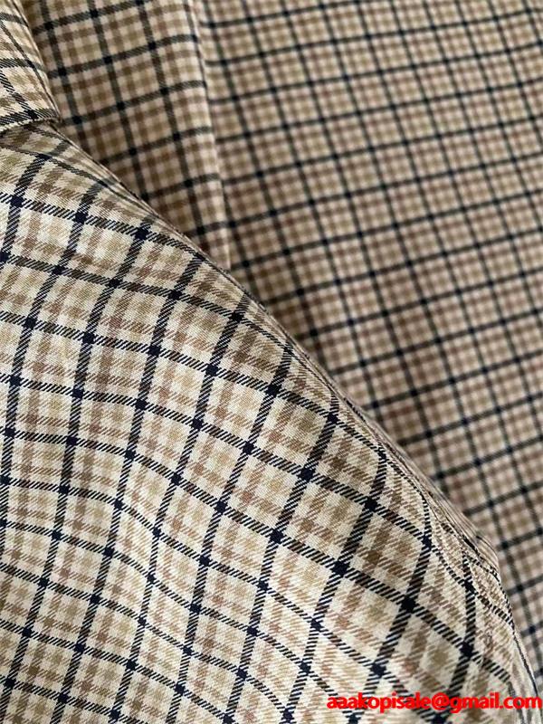 MIUMIU ミュウミュウ コピー 2025秋冬 クラシック 上品チェック ベージュ シャツ 定番