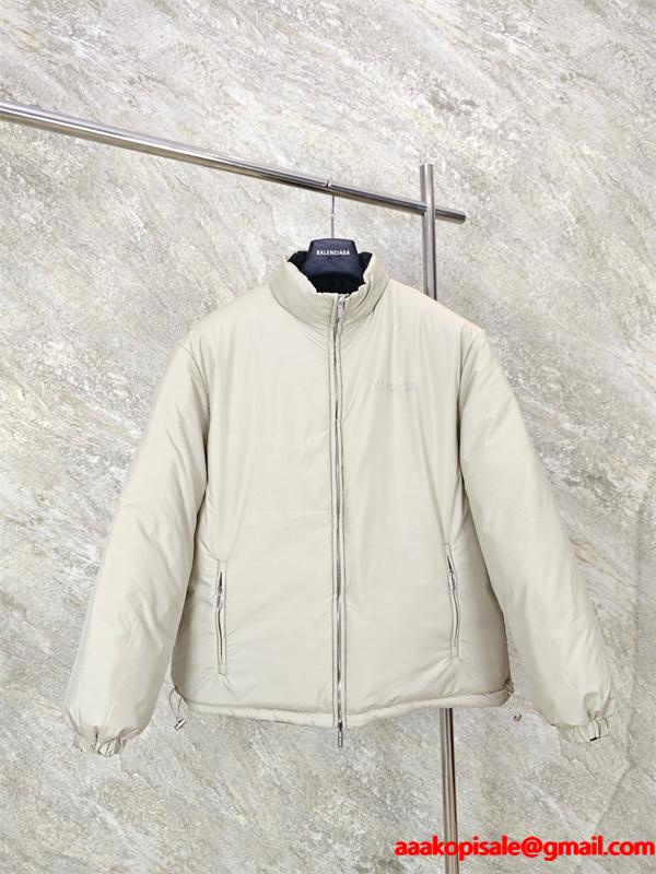 2025秋冬 防寒仕様 シンプル ブラック MIUMIU ミュウミュウ 偽物 ダウンジャケット