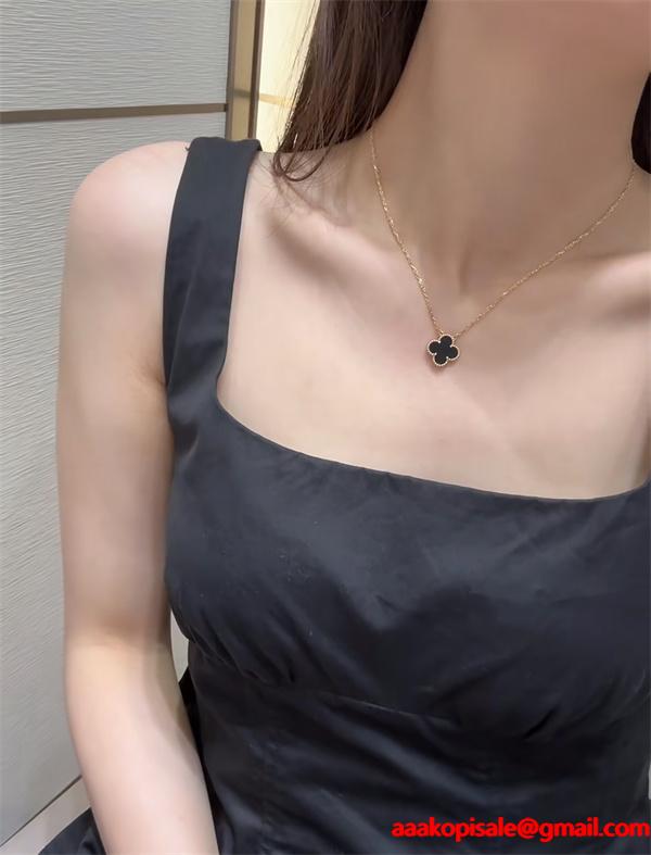 VCA ヴァン ヴァン クリーフ＆アーペル コピー 四つ葉モチーフ ネックレス ブラック オニキス 上品 大人