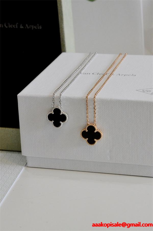VCA ヴァン ヴァン クリーフ＆アーペル コピー 四つ葉モチーフ ネックレス ブラック オニキス 上品 大人