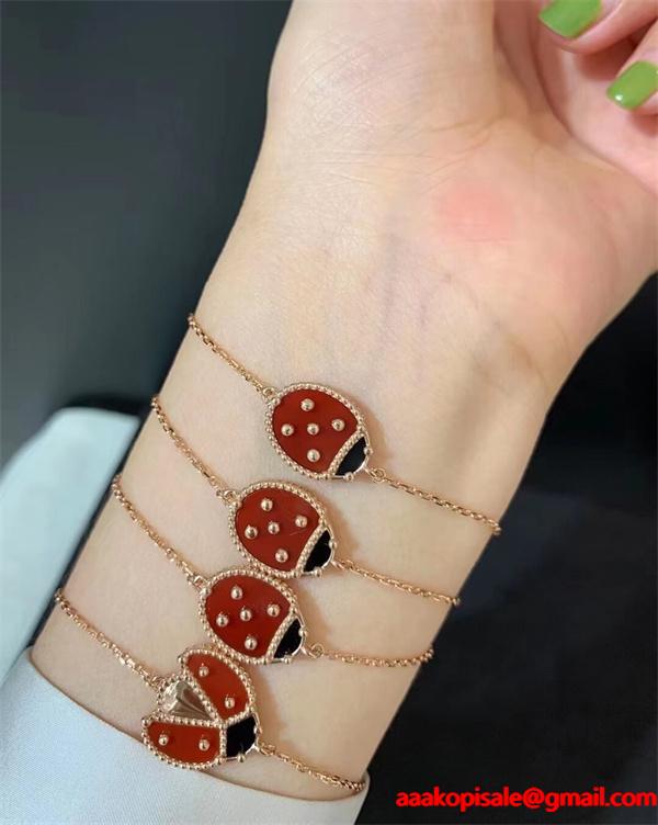  VCA ヴァン ヴァン クリーフ＆アーペル コピー バタフライモチーフ ネックレス ゴールド 大人気 フェミニン 