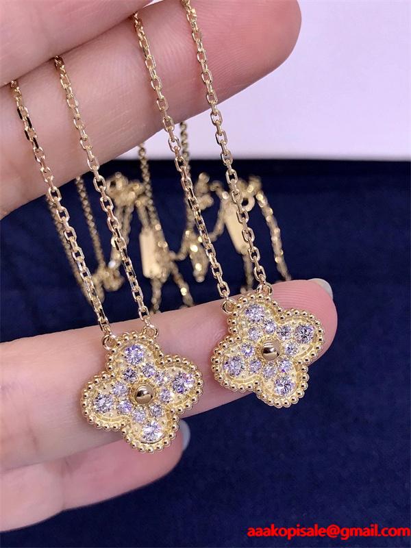 クローバーモチーフ ブレスレット 入手困難 モダン VCA ヴァン ヴァン クリーフ＆アーペル 偽物 高見え