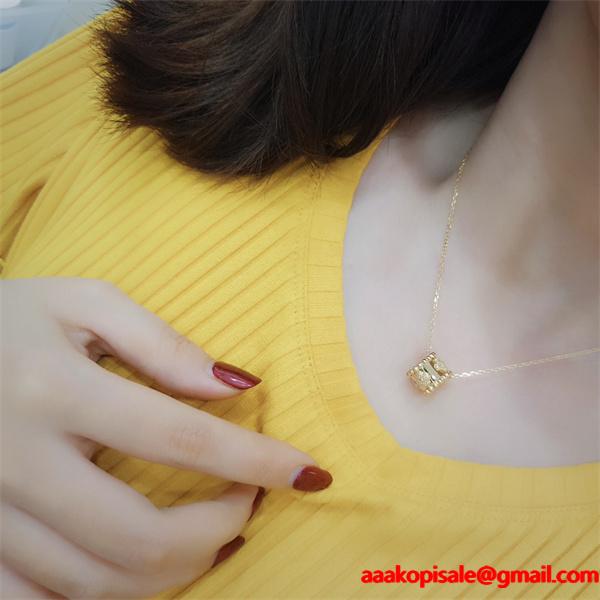 スクエア ネックレス ゴールド VCA ヴァン ヴァン クリーフ＆アーペル コピー 立体感 上質仕上げ 大人気