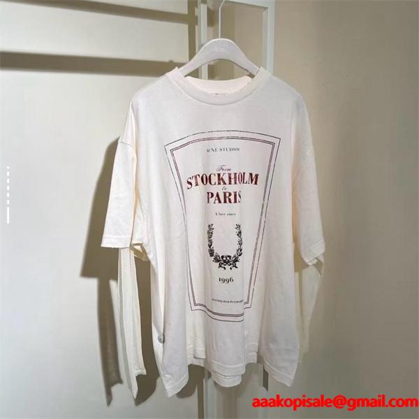 ACNE STUDIOS アクネ ストゥディオズ コピー 雰囲気 ホワイト グラフィック ロングTシャツ こなれ感  