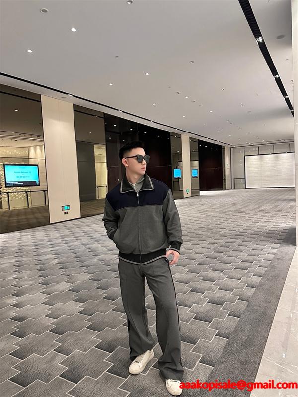 渋み チャコール 切替 ジップブルゾン 大人向け MIUMIU ミュウミュウ コピー