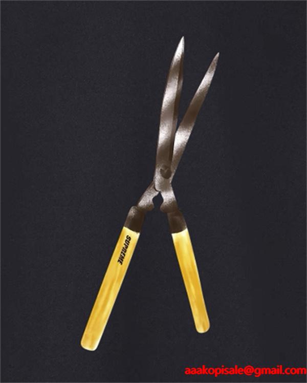 大人ストリート ブラック 即完売 おしゃれ SUPREME シュプリーム コピー スウェット