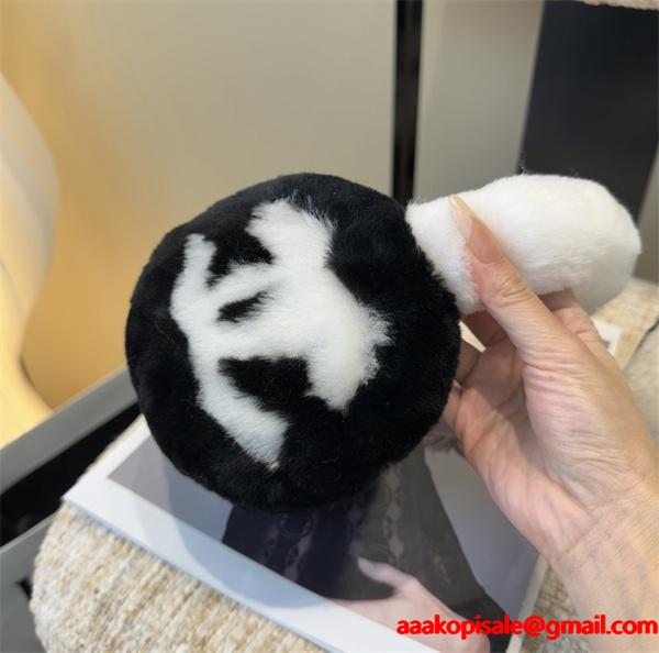 人気上昇中♥ シャネルイヤーマフラーコピー2025-26秋冬ファッション保温性抜群