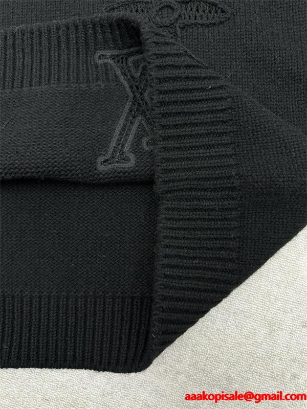 LOUIS VUITTON ルイヴィトン コピー 2025秋冬 エンボス ニットセーター ブラック 落ち着いた