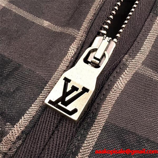 チェック柄 期間限定 ブラウン ジップアップ LOUIS VUITTON ルイヴィトン 偽物 ジャケット