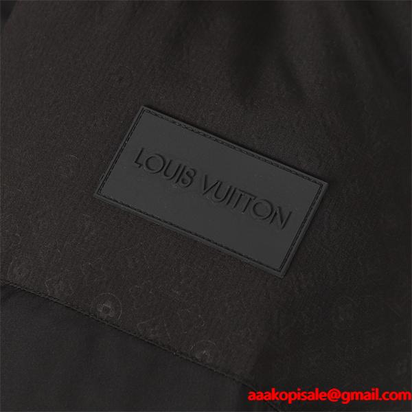  ダウンジャケット ブラック フード付き 防寒 2025秋冬 LOUIS VUITTON ルイヴィトン 偽物