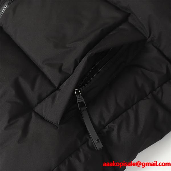  ダウンジャケット ブラック フード付き 防寒 2025秋冬 LOUIS VUITTON ルイヴィトン 偽物