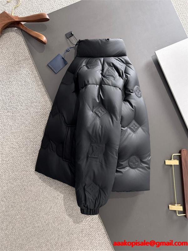  LOUIS VUITTON ルイヴィトン 偽物 ダウンジャケット ブラック ショート丈 メンズ 2025秋冬必須