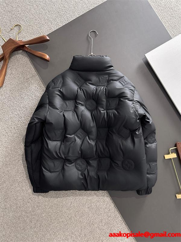  LOUIS VUITTON ルイヴィトン 偽物 ダウンジャケット ブラック ショート丈 メンズ 2025秋冬必須