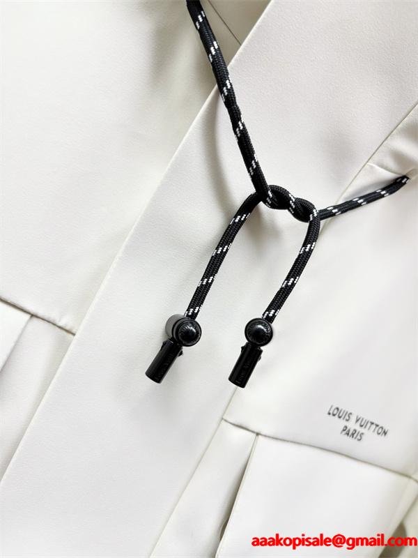 2025秋冬 フード付き LOUIS VUITTON ルイヴィトン コピー ダウンジャケット ブラック 中綿