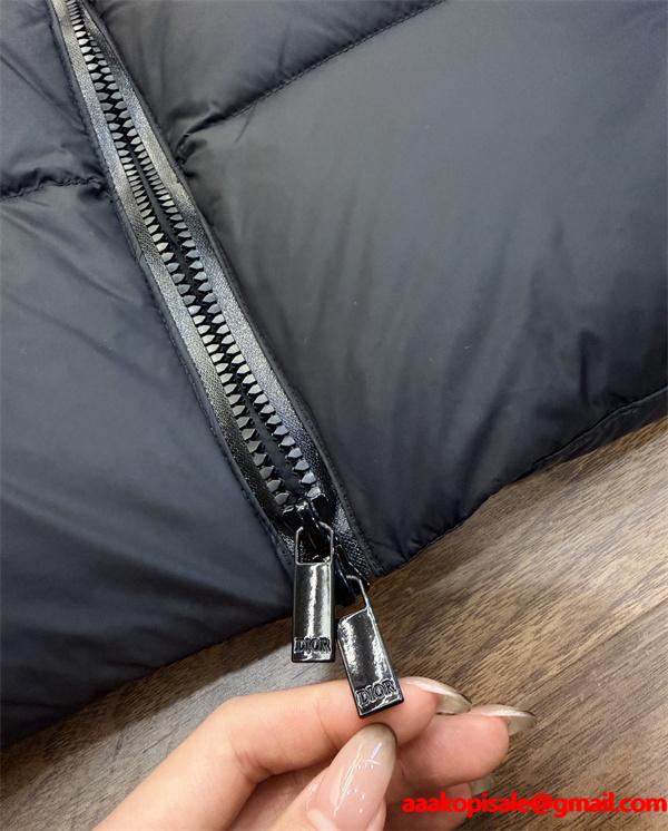 注目度抜群！ダウンジャケット ベージュ フード付き 防寒 DIOR ディオール コピー