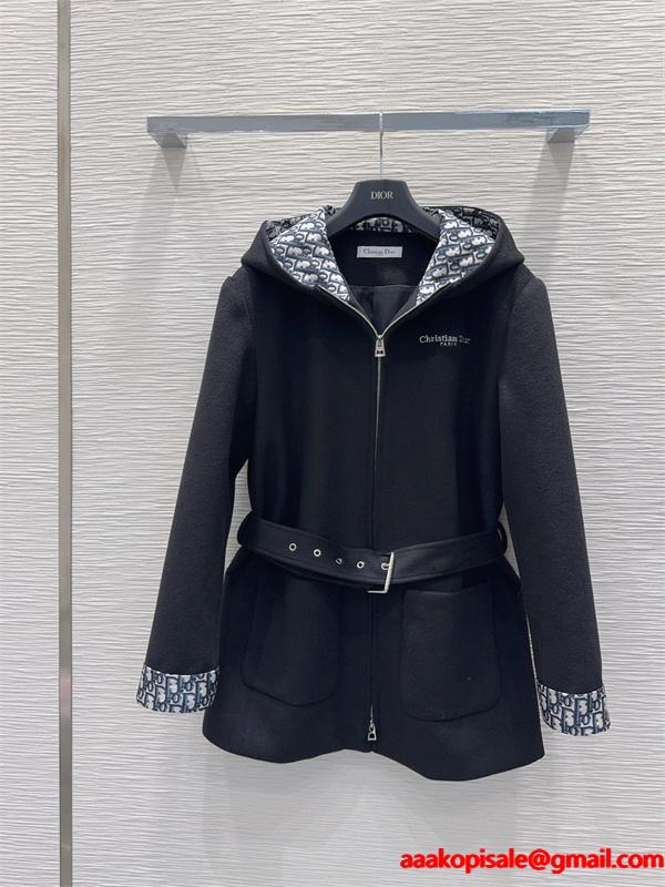 本格派 コート ブラック レディース トレンド  秋冬コーデ DIOR ディオール コピー