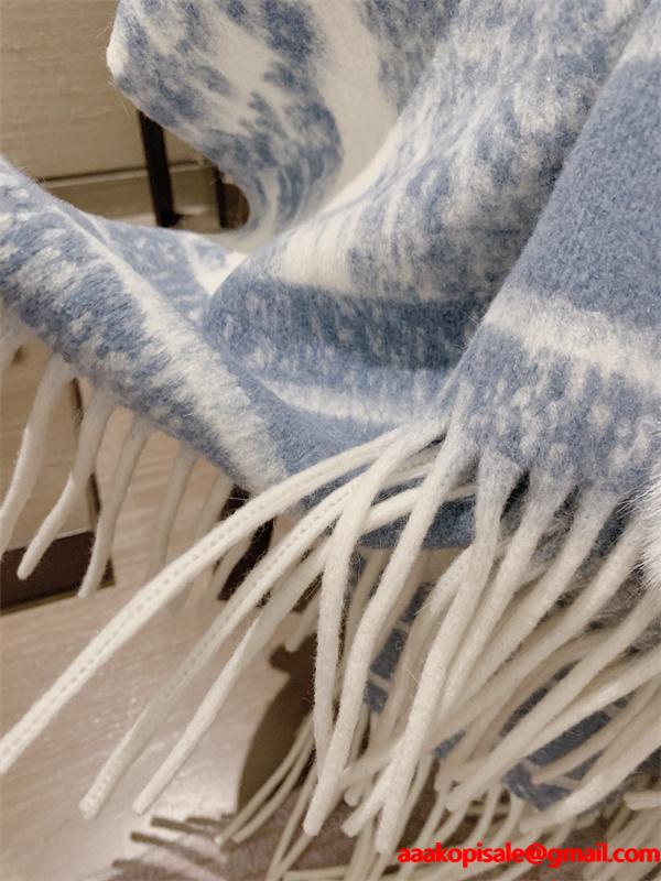 DIOR ディオール コピー 2025秋冬 季節感 ポンチョコート グレー レディース 温か素材