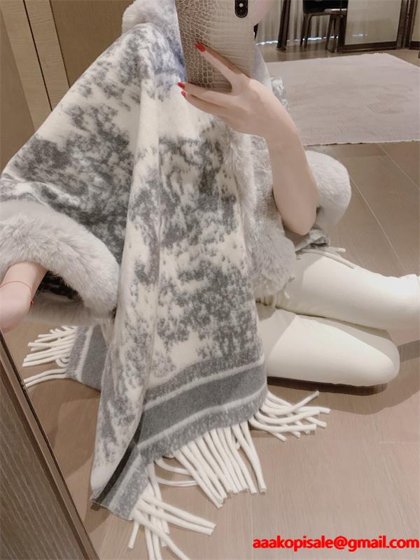 DIOR ディオール コピー 2025秋冬 季節感 ポンチョコート グレー レディース 温か素材